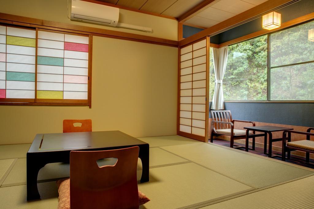 Yugawara-Onsen Komachikan Dış mekan fotoğraf